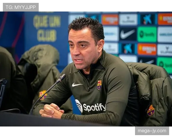 哈维如何通过提升边路传中效率强化巴萨中场控制？